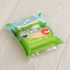 Сыр Тысяча озер Легкий 15% 240 г