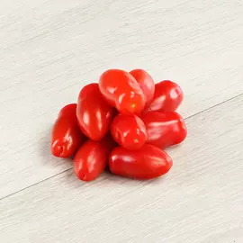 Томаты черри сливовидные кг