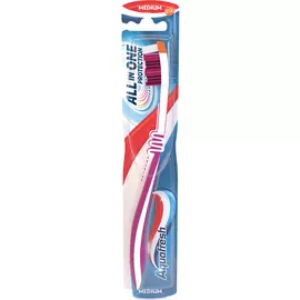 Зубная щетка Аквафреш All In One Protection в ассортименте