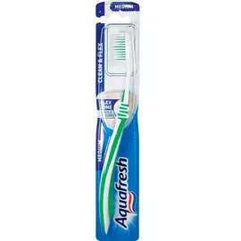 Зубная щетка Aquafresh Clean &amp; Flex