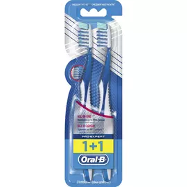 Зубная щетка Oral B ProExpert средней жесткости 2 шт.