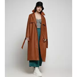 Плащи и тренчи C.H.I.C.