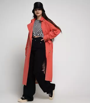 Плащи и тренчи Trends Brands