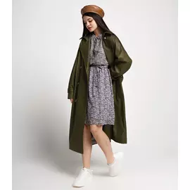 Плащи и тренчи Trends Brands