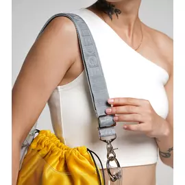 Сумки с ручками A SECRET KNOWLEDGE