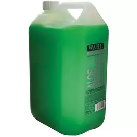 Профессиональный концентрированный шампунь Wahl Aloe Soothe для животных (5 л)