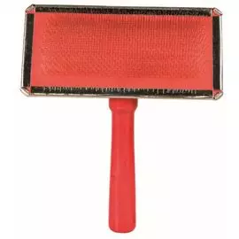 Щётка-пуходерка Trixie мягкая с деревянной ручкой + расчёска для животных (14 х 11,5 см)