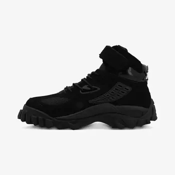 FILA Yak