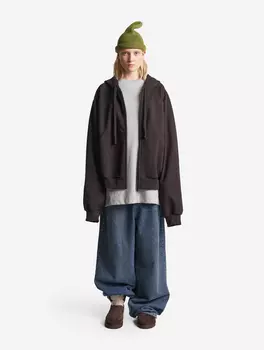 Вязаная шапка с отворотом