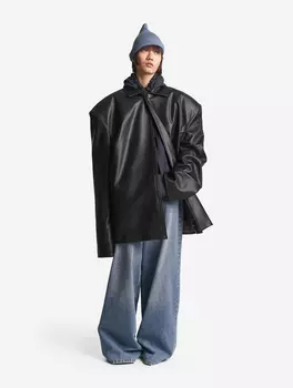 Вязаная шапка с отворотом