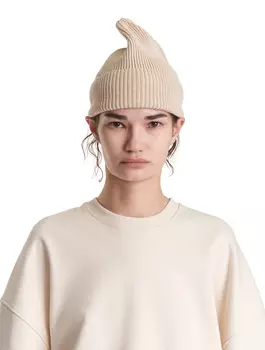 Вязаная шапка с отворотом