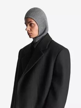 Вязаный капор