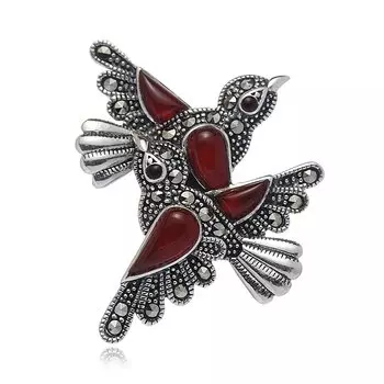 Серебряная брошь с марказитом