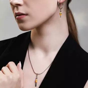 Серебряная подвеска с эмалью