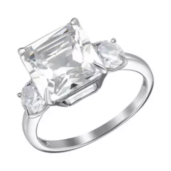 Серебряное кольцо с горным хрусталем и фианитами