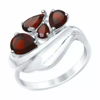 Серебряное кольцо с гранатами