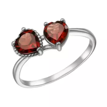 Серебряное кольцо с гранатами "Сердечки"