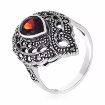 Серебряное кольцо с гранатом