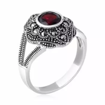 Серебряное кольцо с гранатом