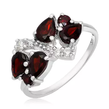 Серебряное кольцо с гранатом