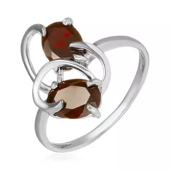 Серебряное кольцо с гранатом