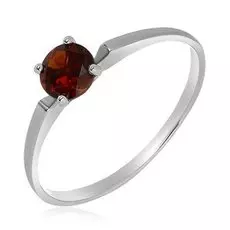 Серебряное кольцо с гранатом