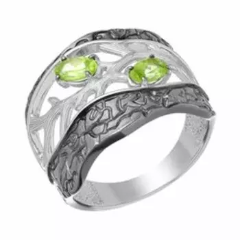 Серебряное кольцо с хризолитами