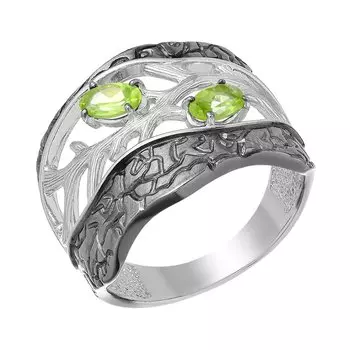 Серебряное кольцо с хризолитами