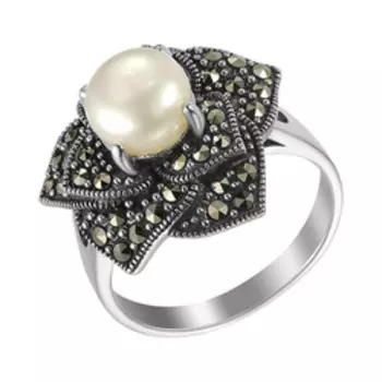 Серебряное кольцо с жемчугом и марказитами "Цветок"