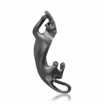 Золотая подвеска с бриллиантами "Пантера"