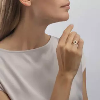 Золотое кольцо с эмалью