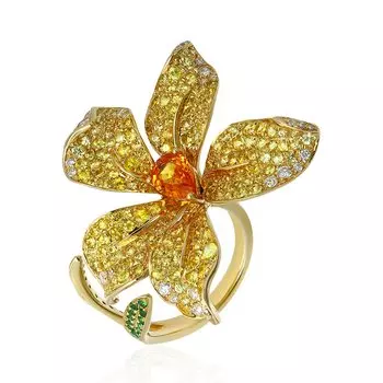 Золотое кольцо с бриллиантами