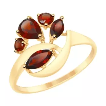 Золотое кольцо с гранатом