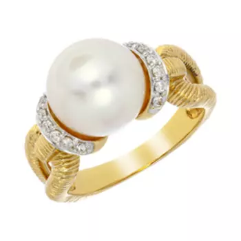 Золотое кольцо с жемчугом и бриллиантами