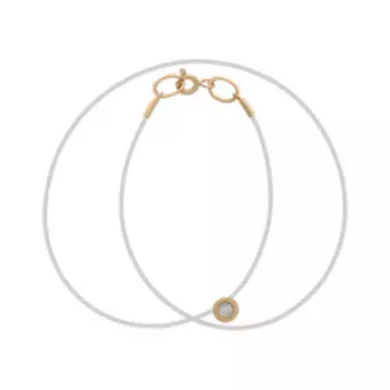 Золотое колье с бриллиантом на леске