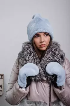 Дубленка с отделкой из меха тосканы