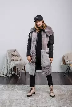 Дубленка с отделкой из меха тосканы