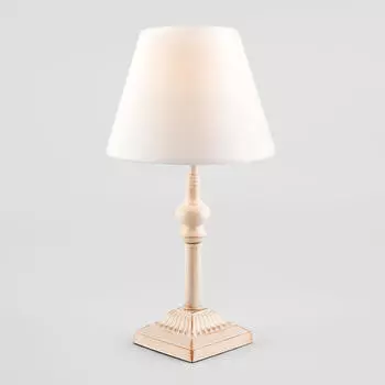 Настольная лампа Eurosvet 01061/1 белый с золотом