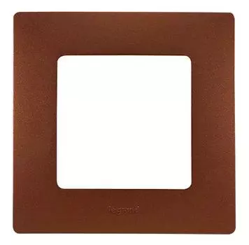 Рамка 1-постовая Legrand Etika какао 672571