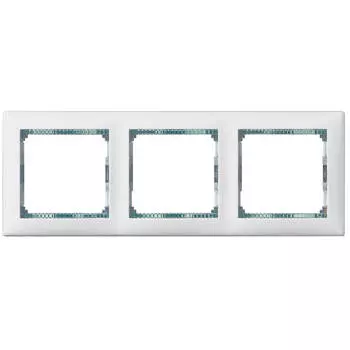 Рамка 3-постовая Legrand Valena белая/кристалл 774463