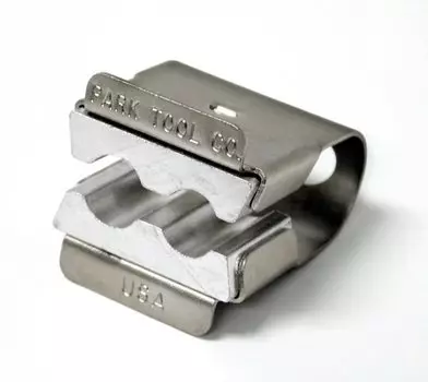 Держатель оси, 2 размера зажима, для передних и задних осей PTLAV-1