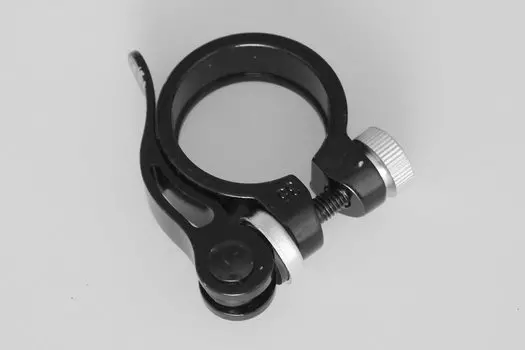 Хомут подседельный Kalloy, 31,9мм, с эксцентриком, черный, XC-63