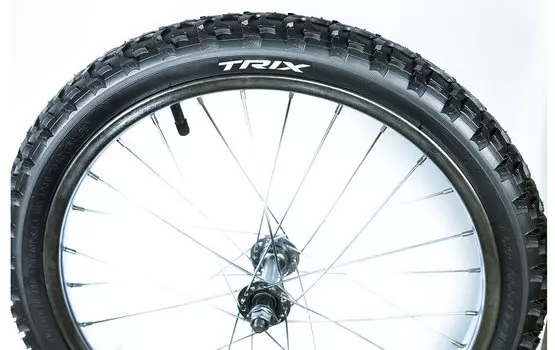Колесо велосипедное TRIX переднее 18", стальной обод, передняя втулка, камера, покрышка Trix, 18" steel (переднее)