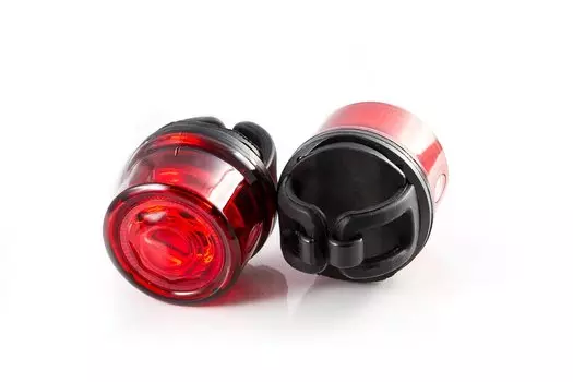Комплект задних фонарей Lumen LMNX2, LMNX2-R