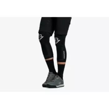 Наколенники велосипедные Race Face Charge Knee Stealth 2020