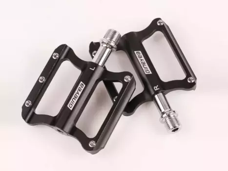 Педали велосипедные GINEYEA K-349-2C, 9/16", 82x81x16 мм, ось CR-MO, съемные шипы, черный/серебро, GINEYEA-K3492C