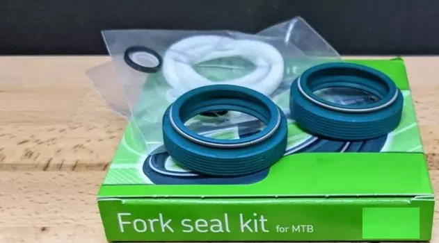 Ремкомплект INTEND для амортизац вилки малый Intend NewAge (уплотнит кольца и сальник+смаз), KIT-forkNA-INT