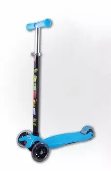 Самокат No Name, 3-х колесный , цвет синий,со светящимися колёсами, до 50 кг, VSP 1 blue