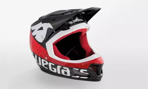 Велошлем Bluegrass Brave, черно-красный, 2018