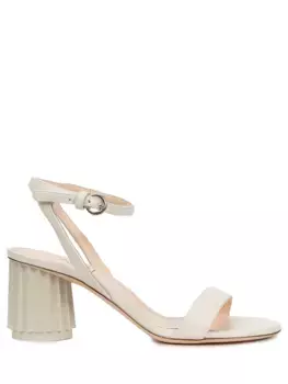 Босоножки кожаные Dorica